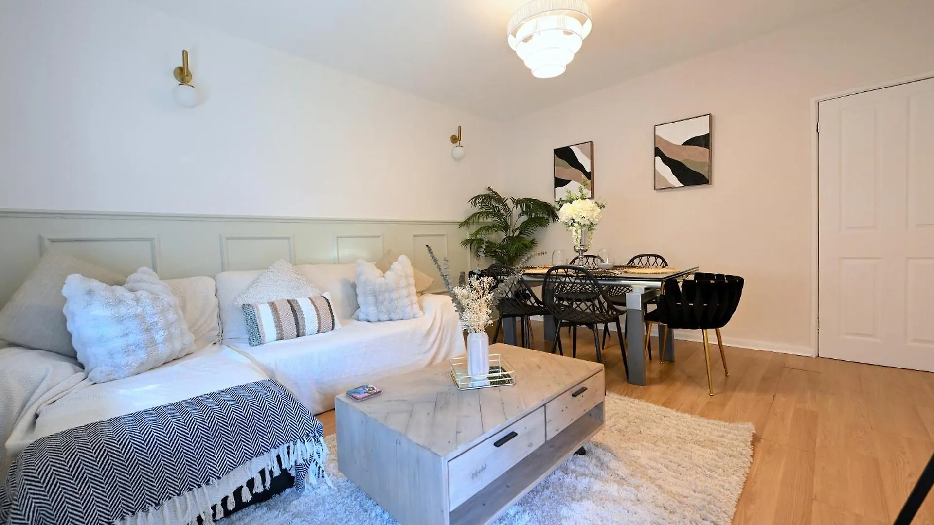 Central City 3 Minutes To Tower Of London Trendy Shoreditch Recently Refurbished 3 Bedrooms Sleeps 8 United Kingdom