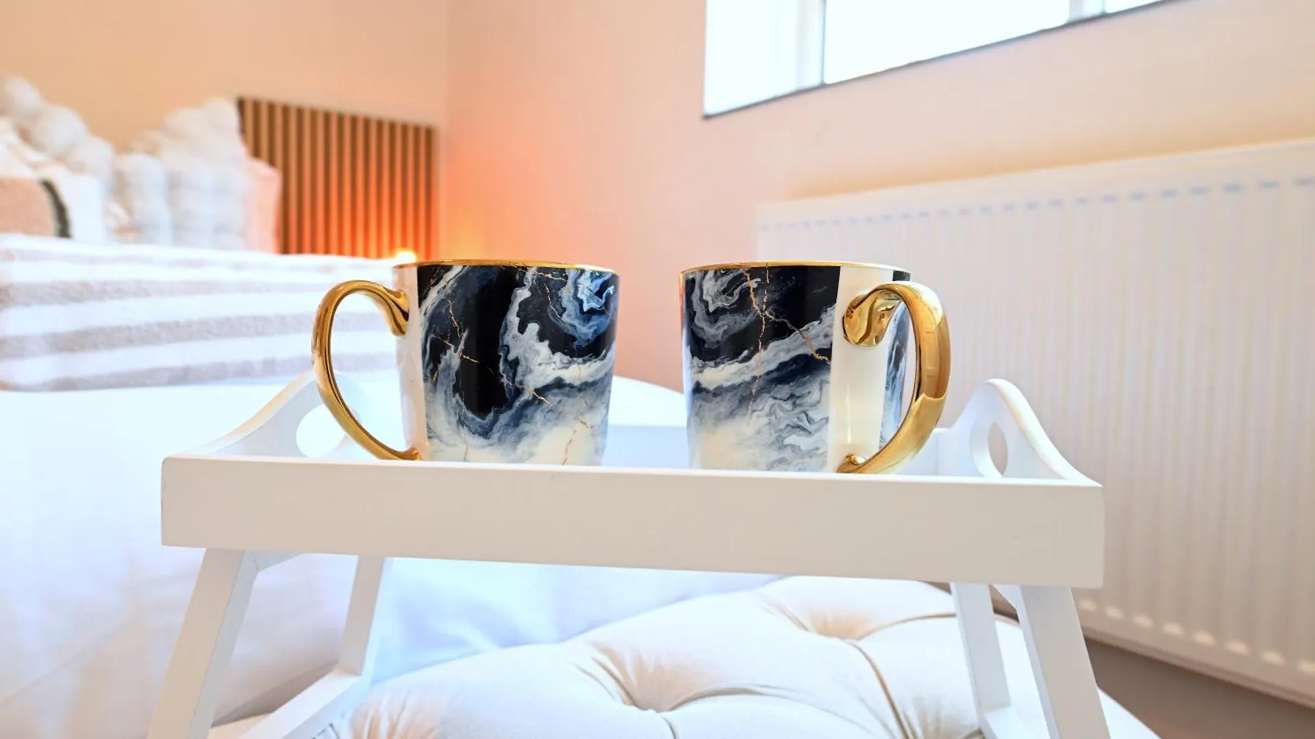Central City 3 Minutes To Tower Of London Trendy Shoreditch Recently Refurbished 3 Bedrooms Sleeps 8